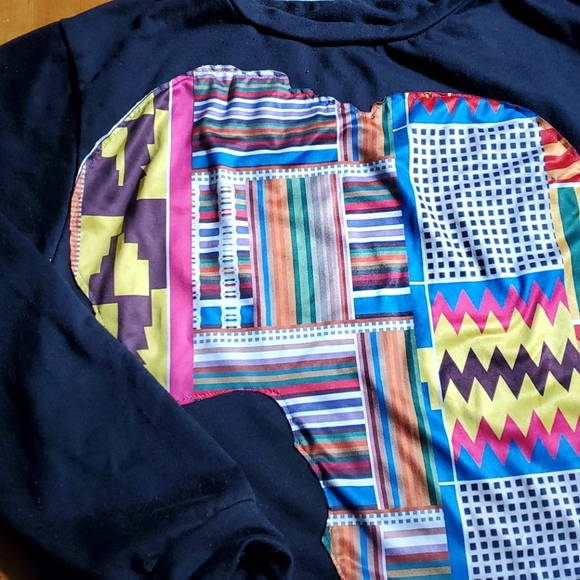 AFRICA print sweatshirt Womens size Med - Picture 2 of 4